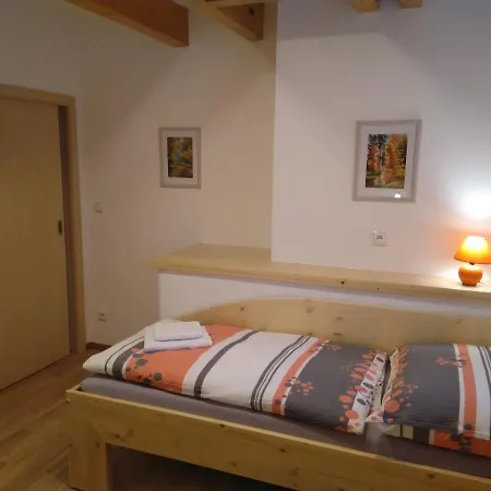 Na Výsluní Apartamento