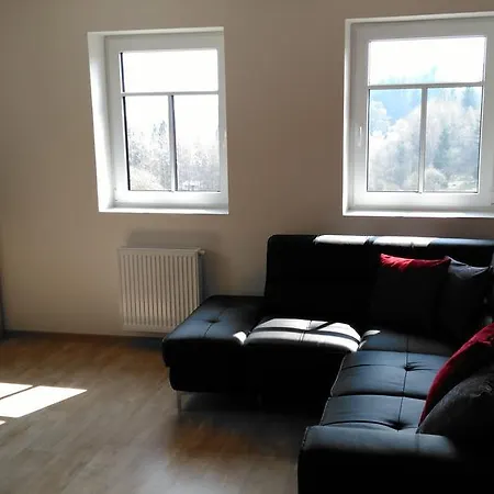 Na Výsluní Apartamento *